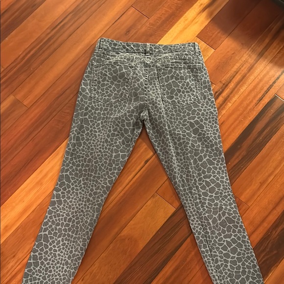 Rich & Skinny Gray Skinny Jeans with Animal Print - Picture 7 of 7